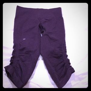 Lululemon In the Flow Crops seamless